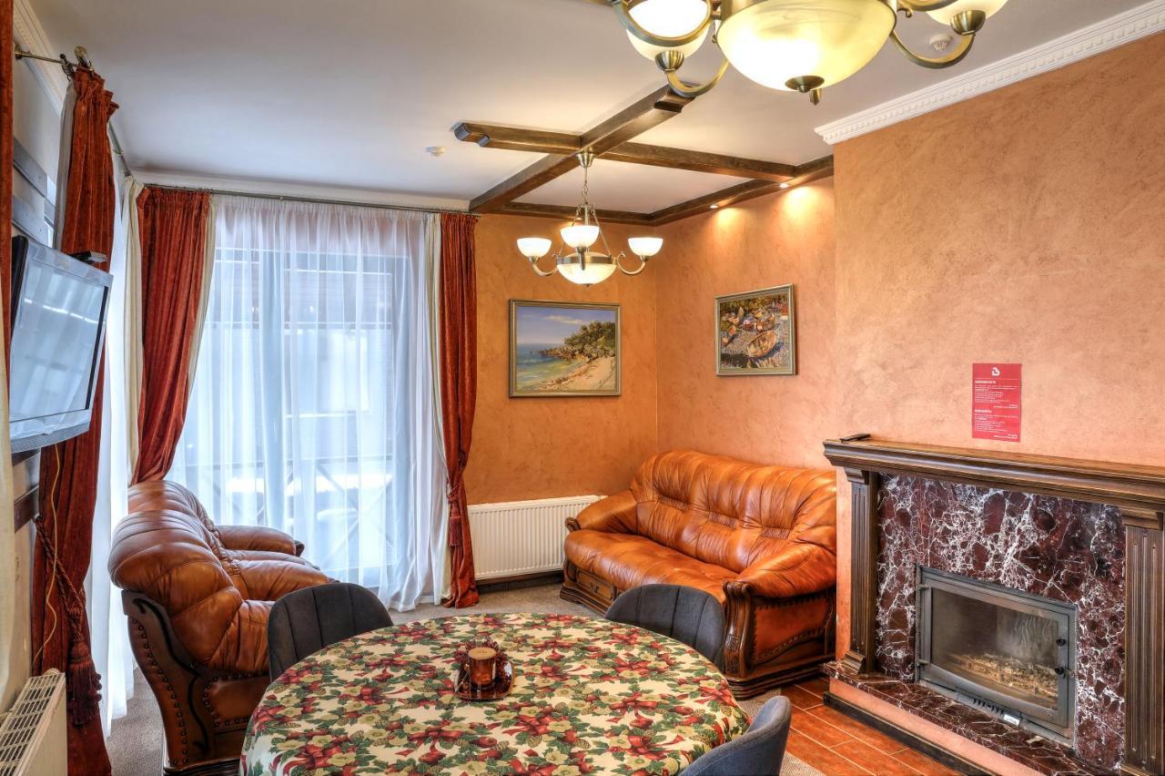 Iris Hotel Bukovel Room photo